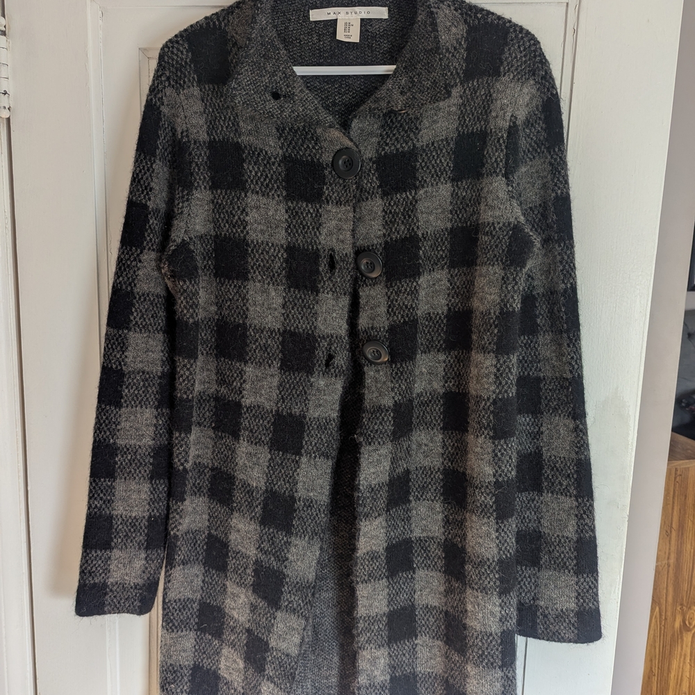 Gray & Black Plaid Women's Coat
